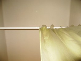 shower-curtain-rod